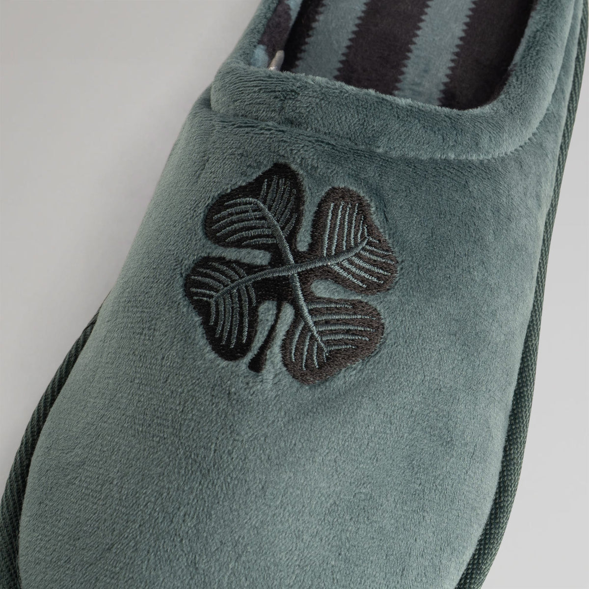 Celtic Clover Men's Green Mule Slippers