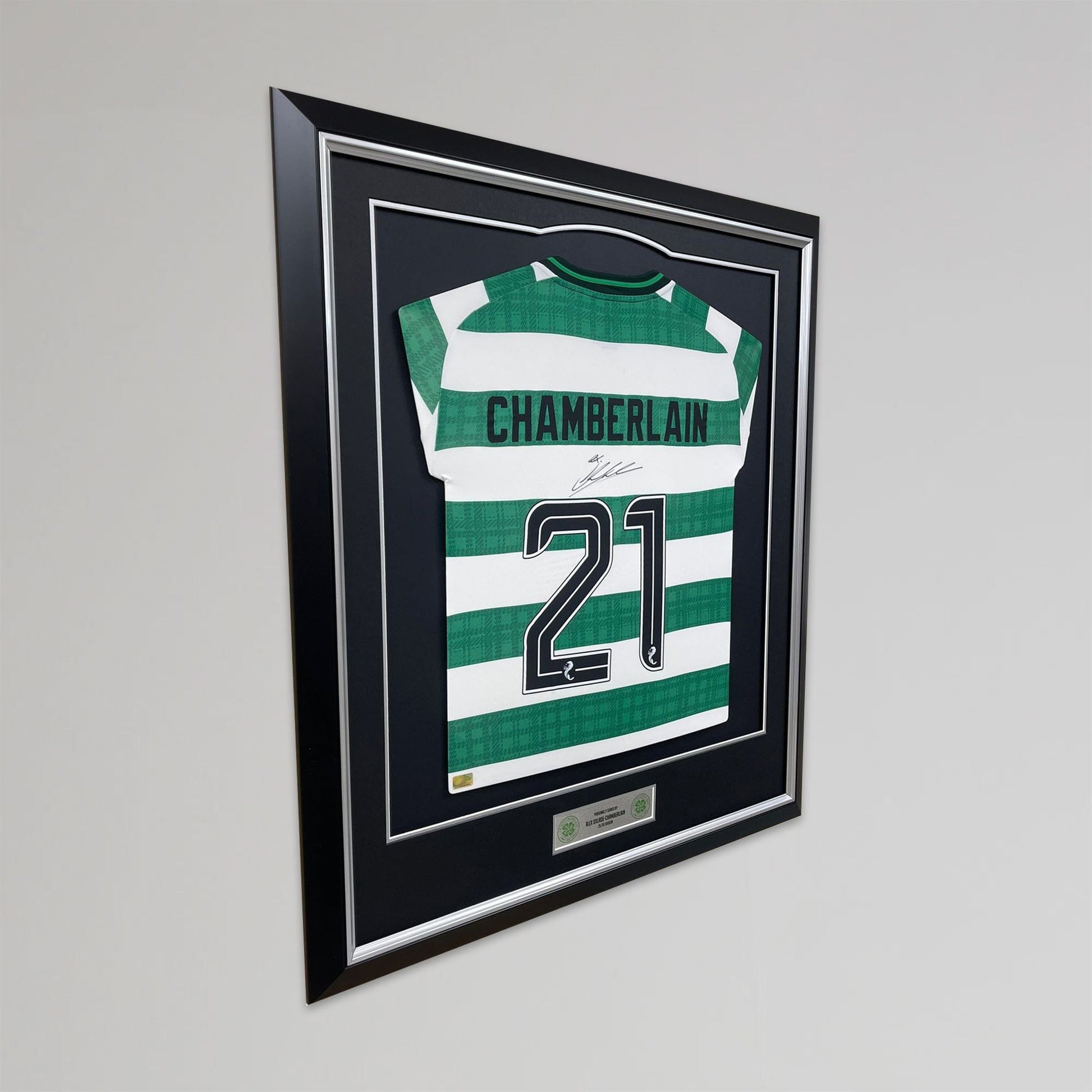 Celtic 25/26 Alex Oxlade-Chamberlain Framed Shirt