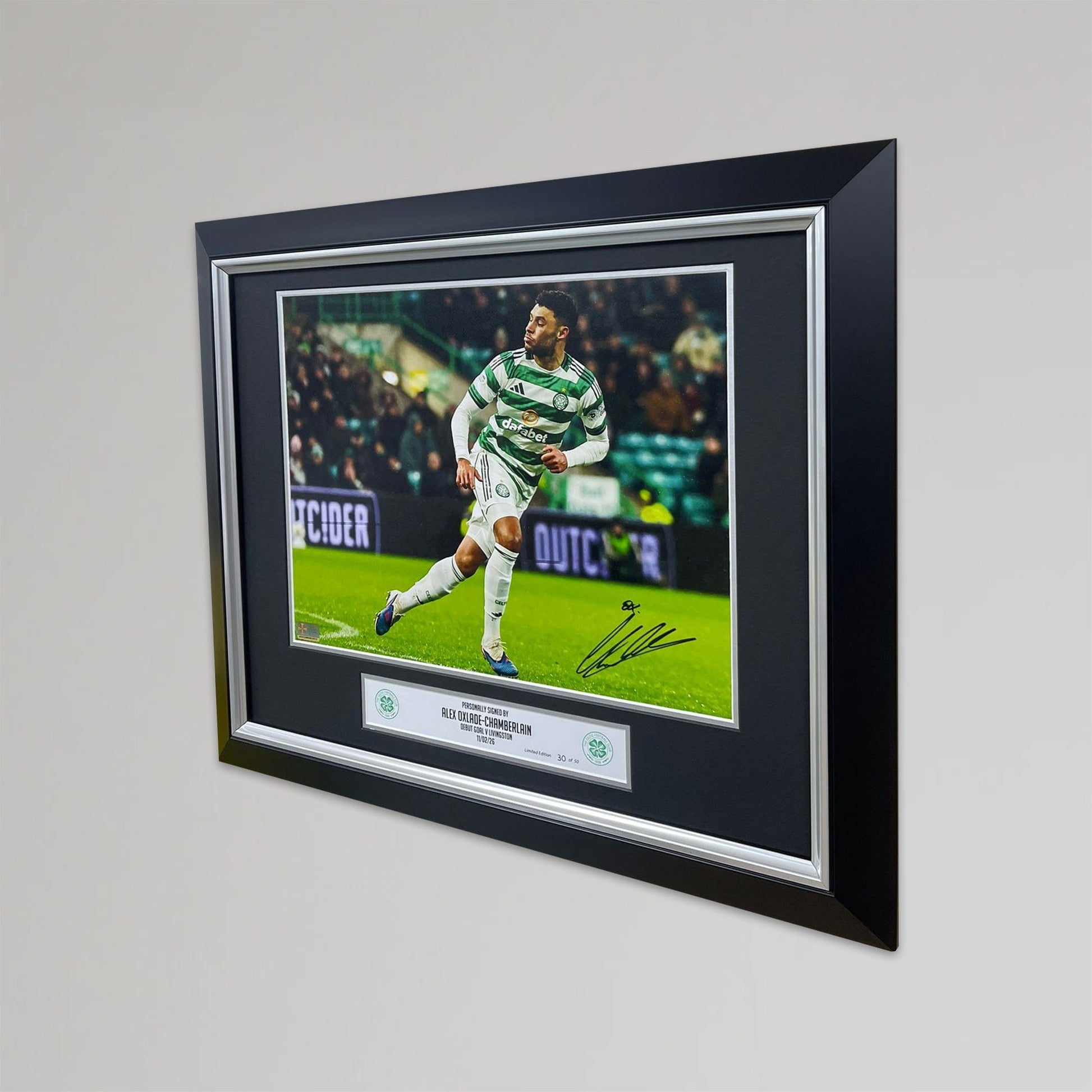 Celtic 25/26 Alex Oxlade-Chamberlain Signed Print