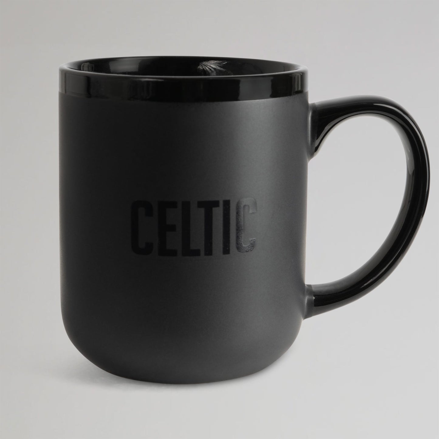 Celtic Crest Black Mug