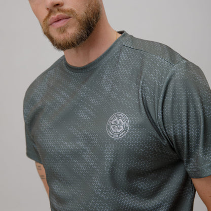 Celtic Crest Men's Geometric Print T-Shirt