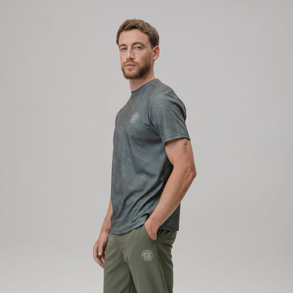 Celtic Crest Men's Geometric Print T-Shirt