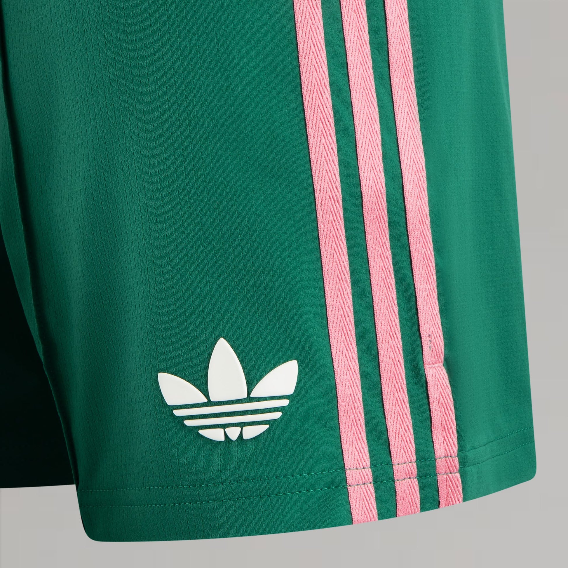 Celtic Men's 2026/27 Goalkeeper Green Shorts