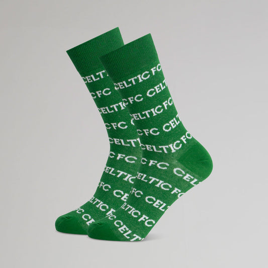 Socken mit keltischem Text